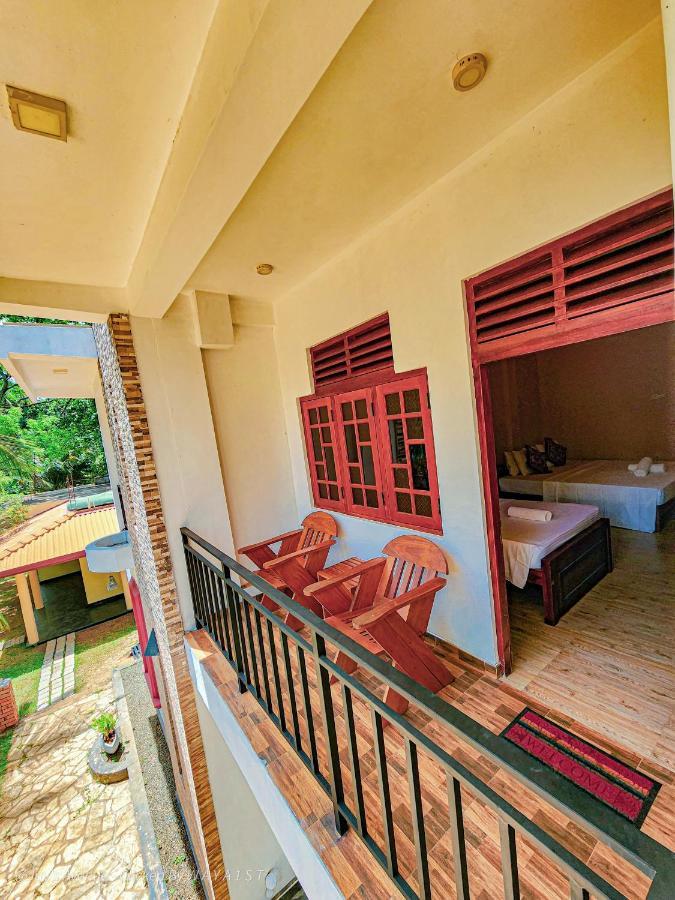 Jay'S Avenue Hotel Udawalawe Exterior photo